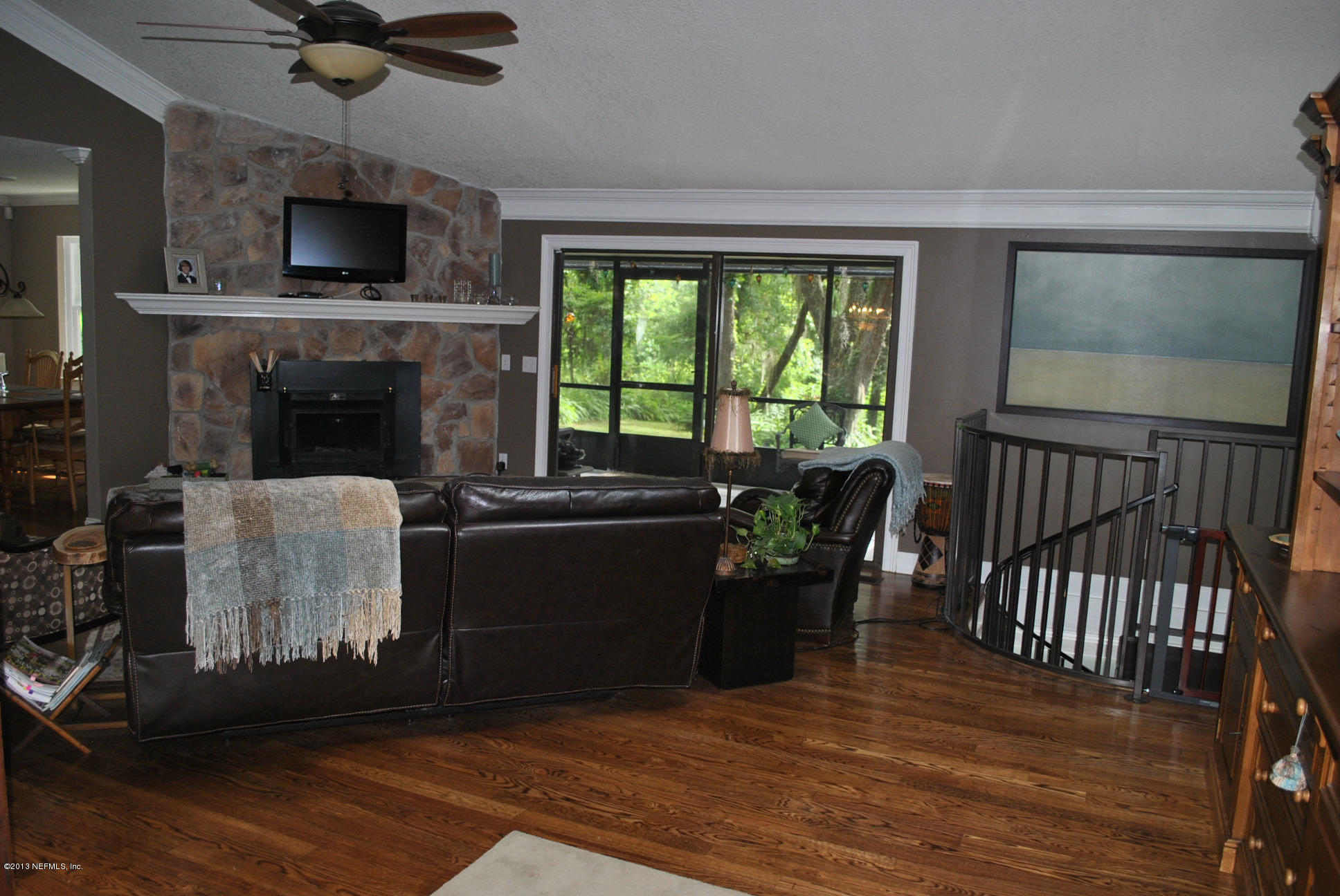 1197 Wedgewood Road Jacksonville, FL 32259 - Photo 11 of 44 Living Room 1
