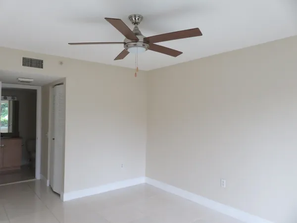$2,200 | 1103 Villa Circle, Boynton Beach, FL 33435