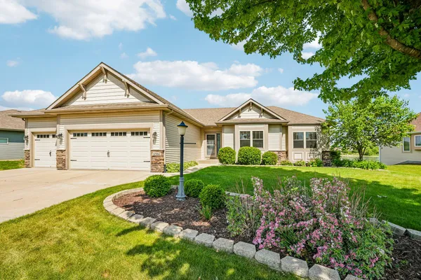 $599,900 | 6504 Heritage Avenue, Mount Pleasant, WI 53406