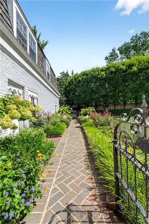 $4,200,000 | 2835 Verona Road, Mission Hills, KS 66208