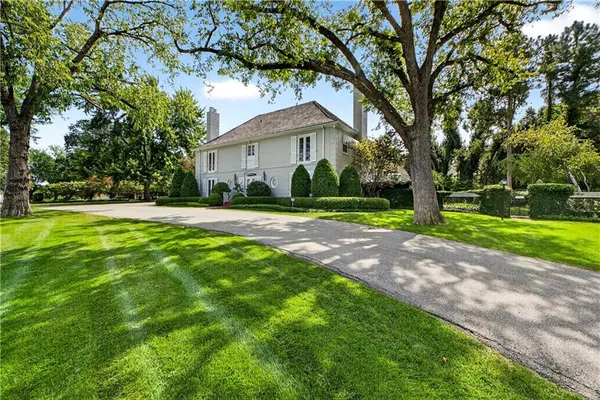 $4,200,000 | 2835 Verona Road, Mission Hills, KS 66208