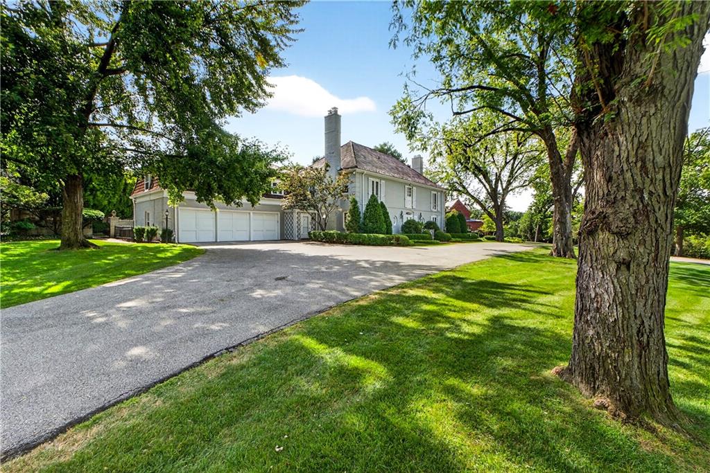 2835 Verona Road Mission Hills, KS 66208 - Photo 15 of 90