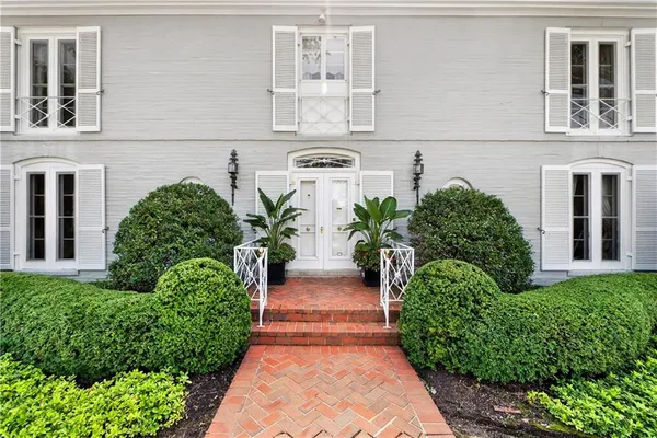 $4,200,000 | 2835 Verona Road, Mission Hills, KS 66208