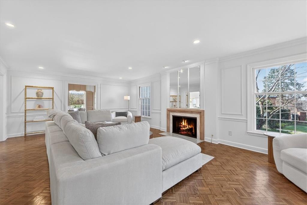 2835 Verona Road Mission Hills, KS 66208 - Photo 22 of 90