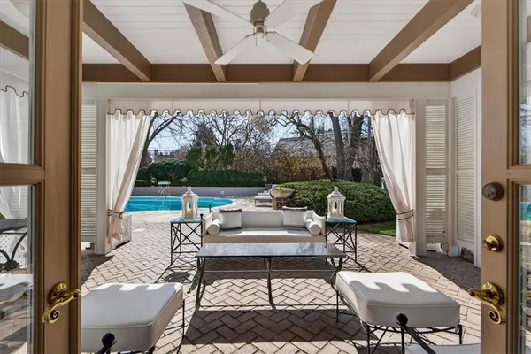 $4,200,000 | 2835 Verona Road, Mission Hills, KS 66208