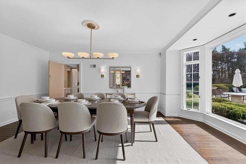 2835 Verona Road Mission Hills, KS 66208 - Photo 31 of 90