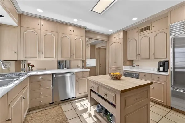 $4,200,000 | 2835 Verona Road, Mission Hills, KS 66208