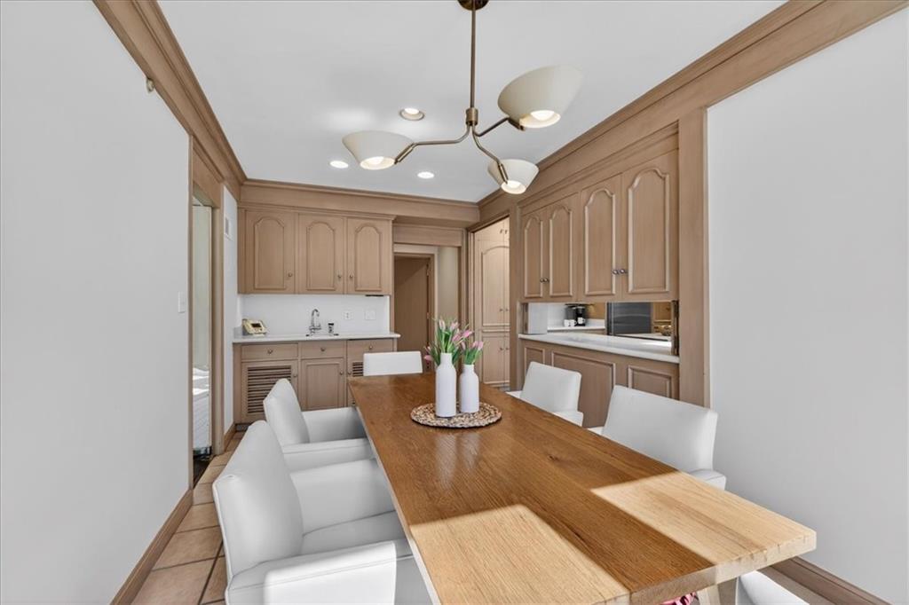 2835 Verona Road Mission Hills, KS 66208 - Photo 42 of 90