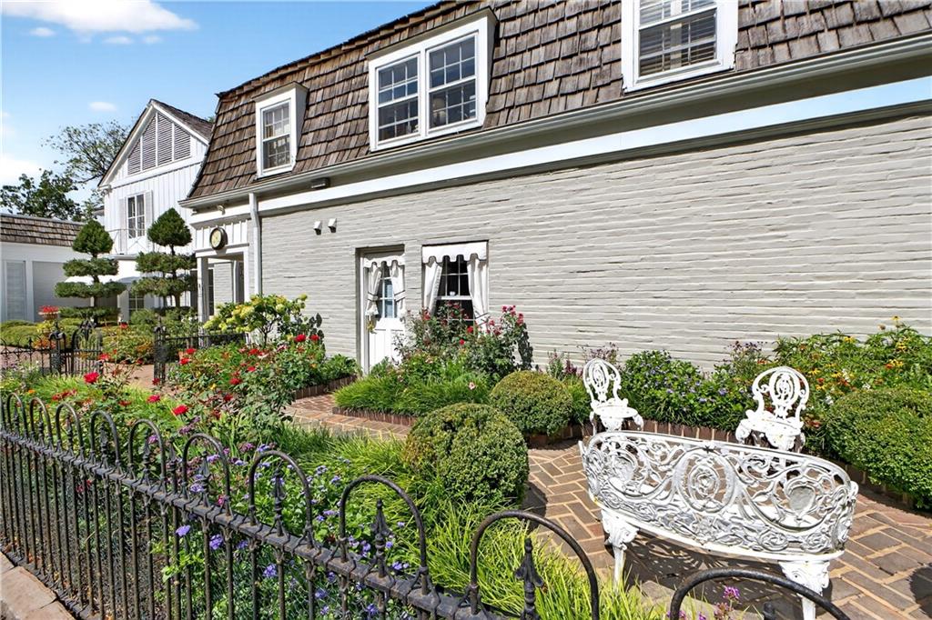 2835 Verona Road Mission Hills, KS 66208 - Photo 81 of 90