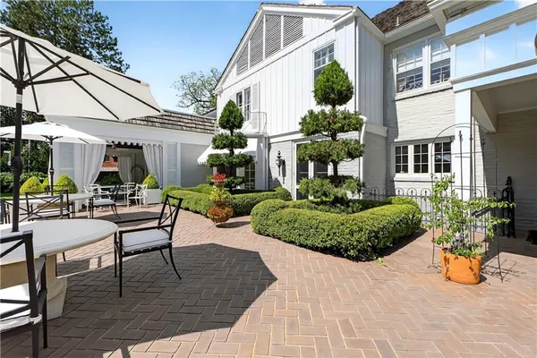 $4,200,000 | 2835 Verona Road, Mission Hills, KS 66208