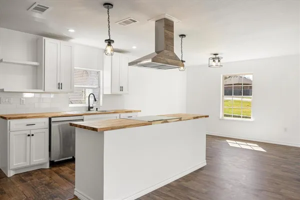 $265,000 | 609 Western Hills Trail, Granbury, TX 76049