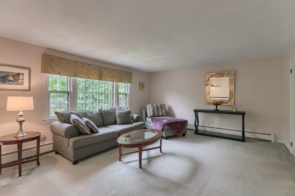 8 Fox Run Road Danvers, MA 01923 - Photo 5 of 23 Gallery Image 5