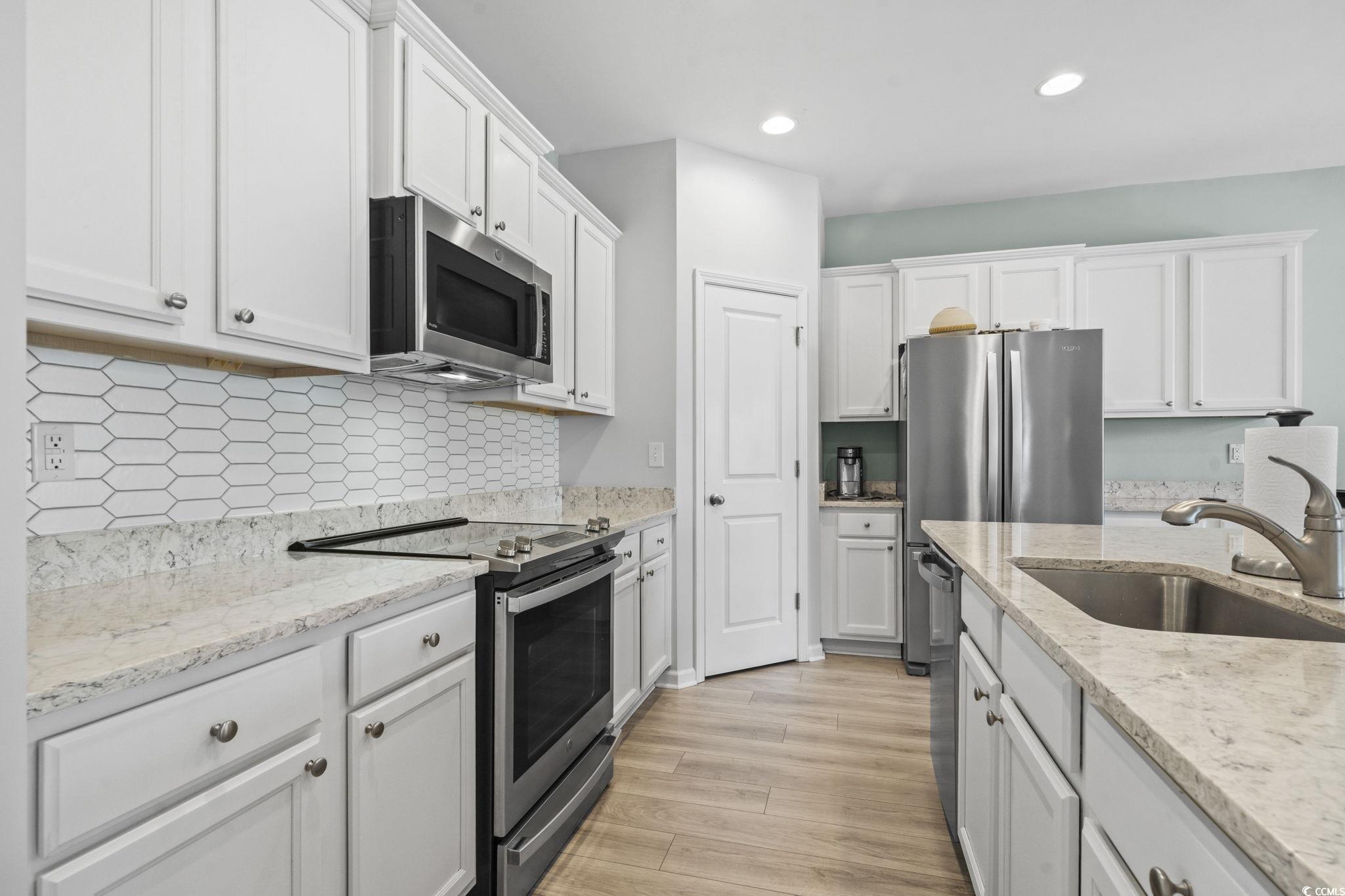 385 Grove Park Loop Murrells Inlet, SC 29576 - Photo 11 of 38