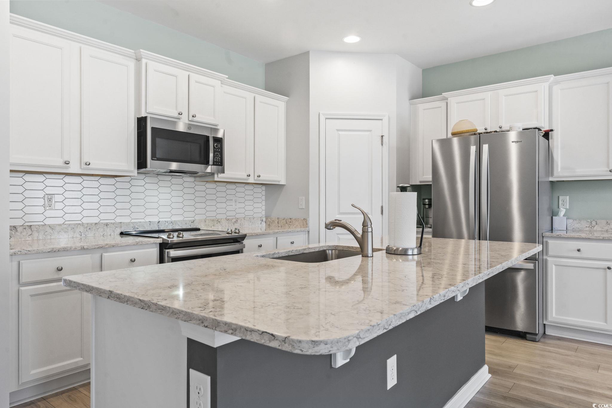 385 Grove Park Loop Murrells Inlet, SC 29576 - Photo 8 of 38