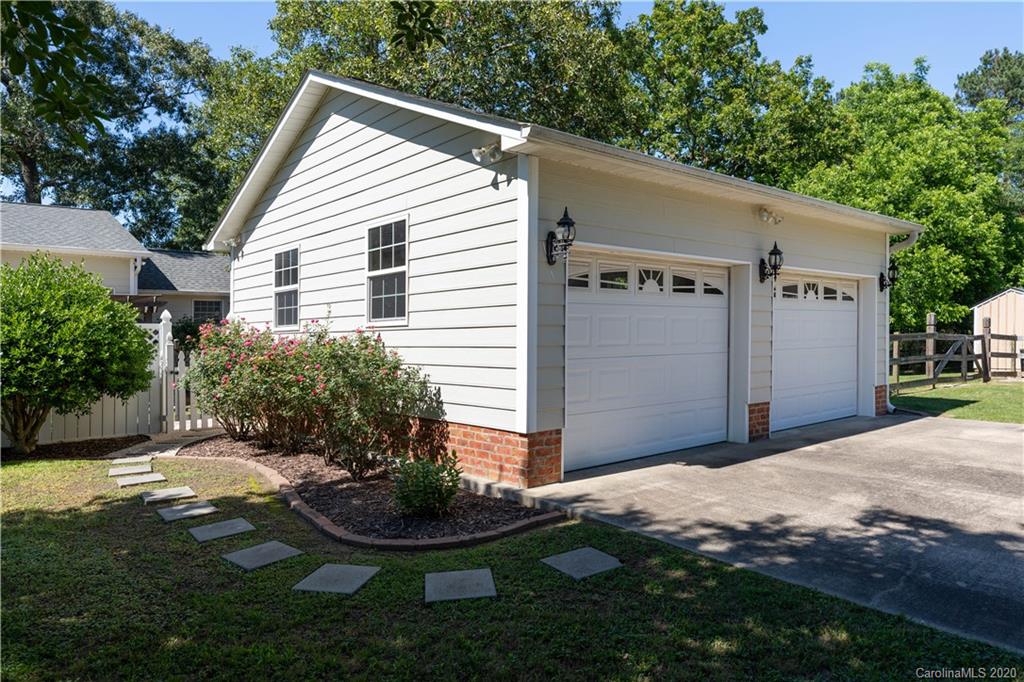 2248 Neely Store Road Rock Hill, SC 29730 - Photo 11 of 39 Gallery Image 11