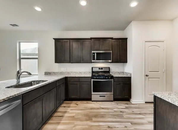 $2,195 | 2102 Pondera Street, Ponder, TX 76259