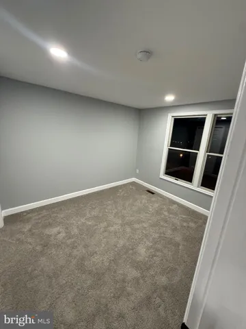 $459,900 | 1964 Knoll Top Lane, Woodbridge, VA 22191