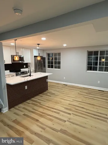 $459,900 | 1964 Knoll Top Lane, Woodbridge, VA 22191