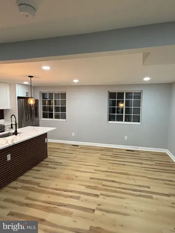 $459,900 | 1964 Knoll Top Lane, Woodbridge, VA 22191