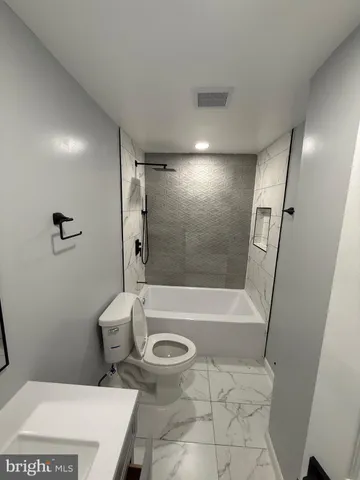 $459,900 | 1964 Knoll Top Lane, Woodbridge, VA 22191