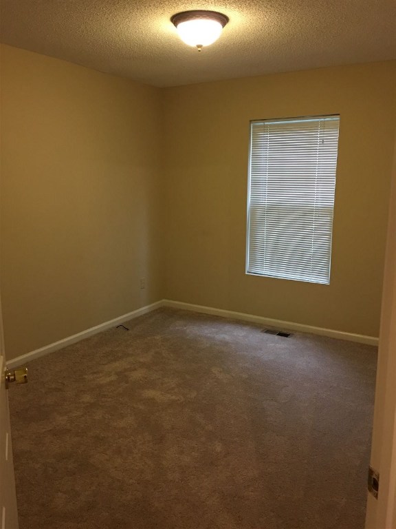 204 Old Colony Road Anderson, SC 29621 - Photo 12 of 20
