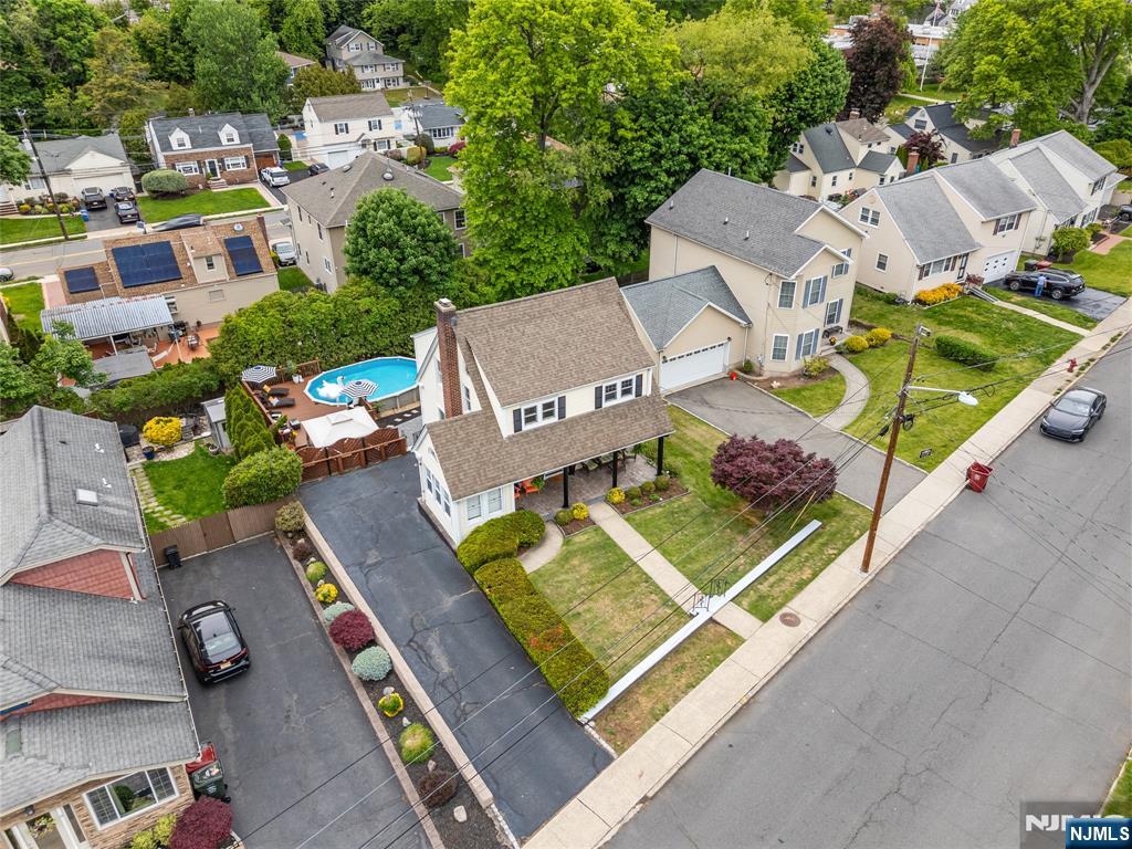 15 Valley Road Nutley, NJ 07110 - Photo 8 of 44