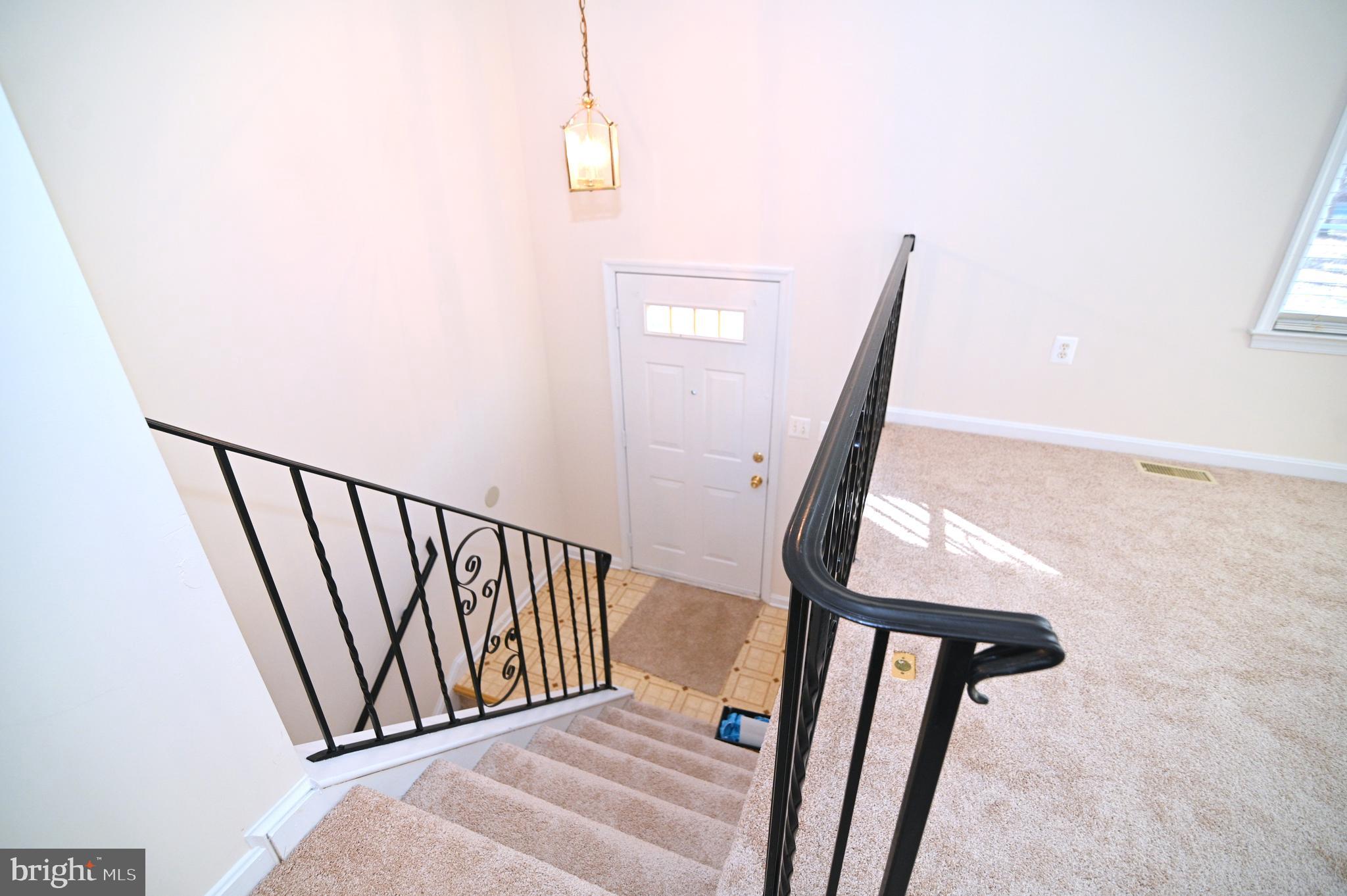 3610 Stump Neck Road Indian Head, MD 20640 - Photo 7 of 40 Foyer
