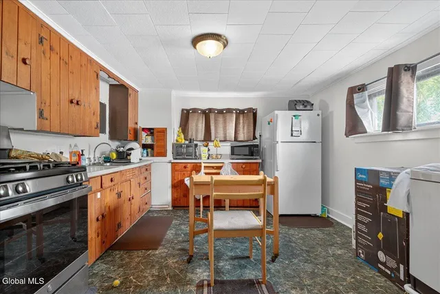 $329,900 | 433 Lower Main Street, Hudson Falls, NY 12839