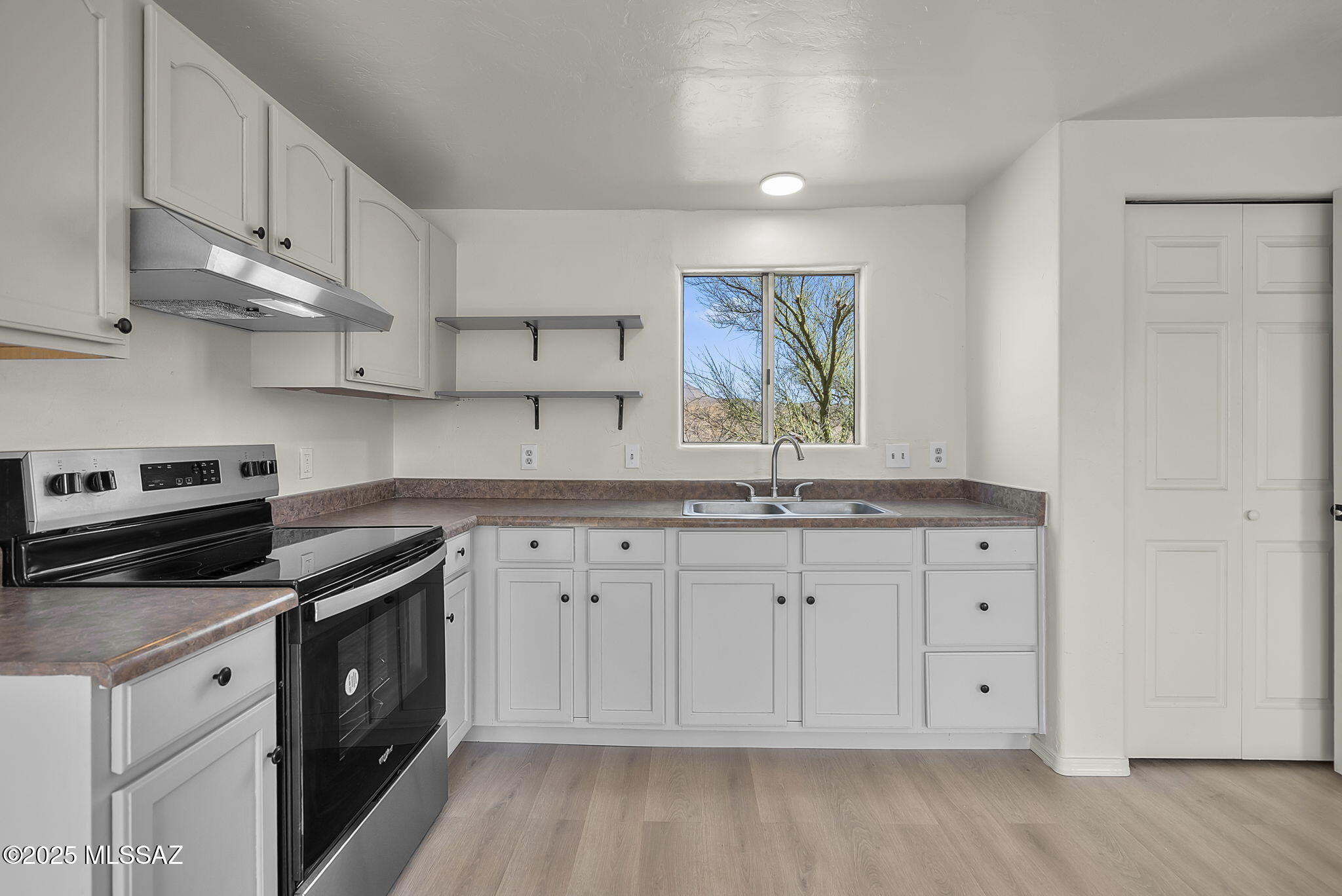 1650 Círculo Ballena Rio Rico, AZ 85648 - Photo 35 of 49