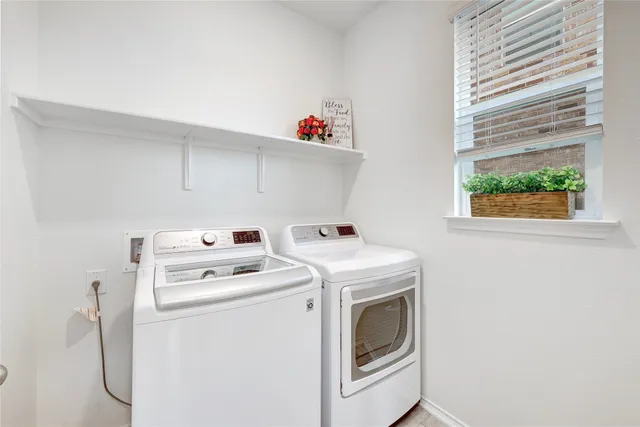 $2,300 | 1929 Stinnett Drive, Leander, TX 78641