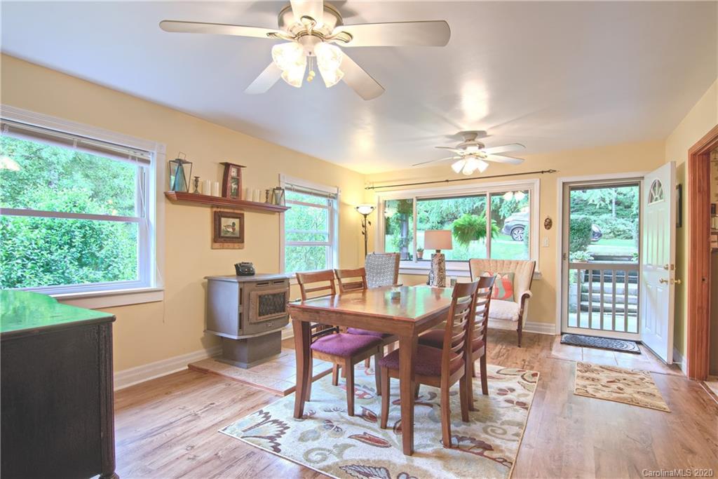 2066 Summer Road Hendersonville, NC 28792 - Photo 17 of 38 Gallery Image 17