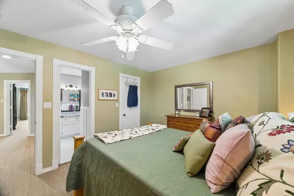 $530,000 | 5918 Center Ct Drive, Spring, TX 77379