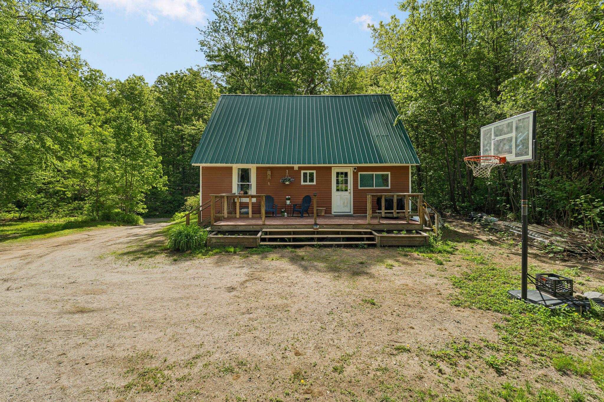 104 Jones Road Charlestown, NH 03603 - Photo 5 of 31