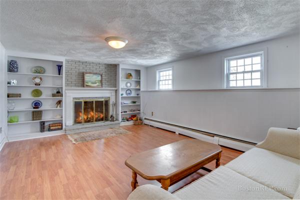 12 Gregory Road Wakefield, MA 01880 - Photo 17 of 21 Gallery Image 17