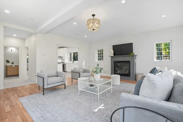 $1,695,000 | 9 Lovis Avenue, Wakefield, MA 01880