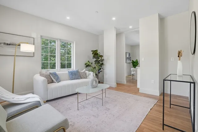 $1,695,000 | 9 Lovis Avenue, Wakefield, MA 01880