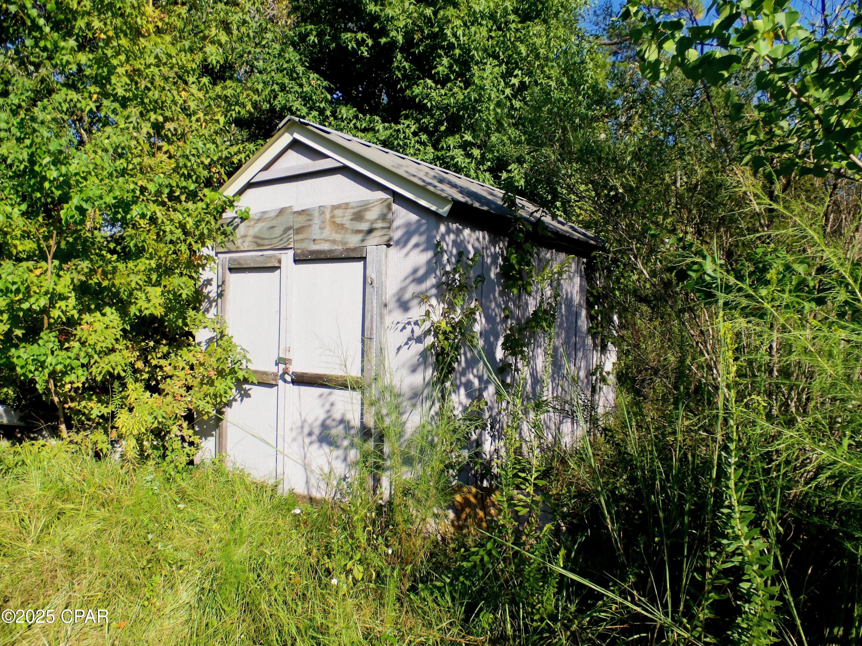 8428 Fremont Road Youngstown, FL 32466 - Photo 15 of 16