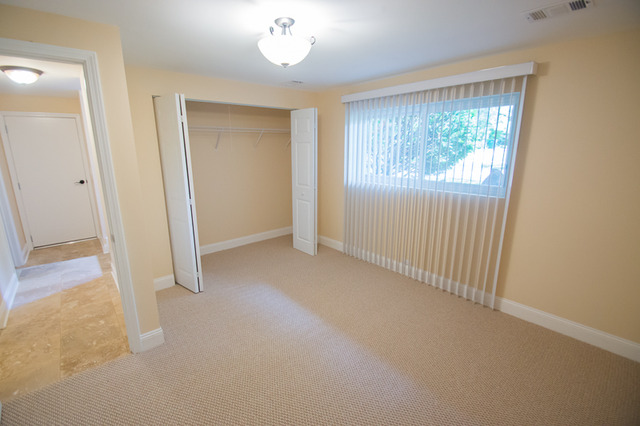 266 Cherrywood Road Buffalo Grove, IL 60089 - Photo 18 of 22