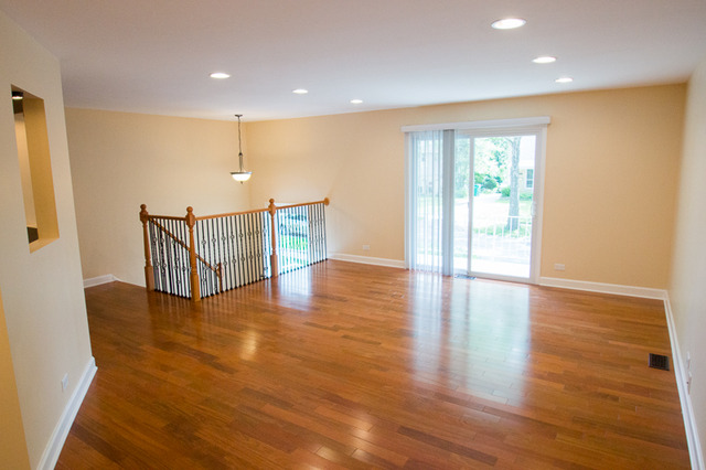 266 Cherrywood Road Buffalo Grove, IL 60089 - Photo 9 of 22