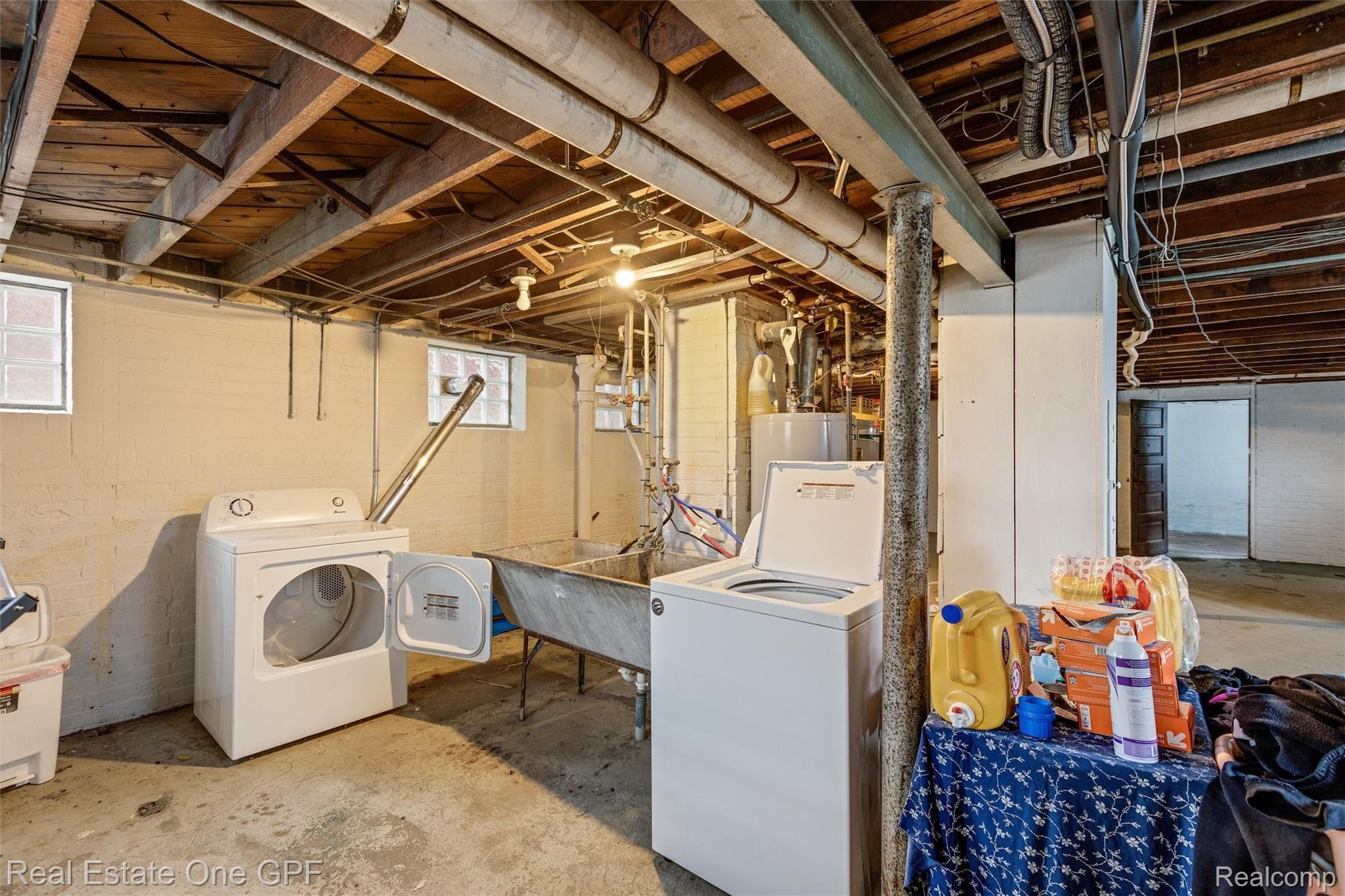 873 Nottingham Road, Unit 875 Grosse Pointe, MI 48230 - Photo 30 of 39 32-873 Nottingham, Grosse Pointe Park, MI, 482300018.jpg