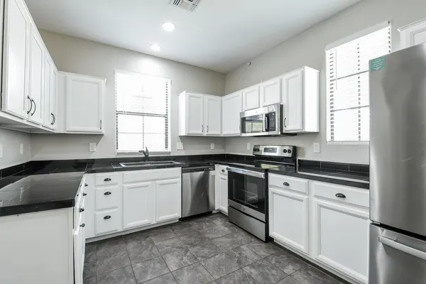 $2,350 | 2403 West Dusty Wren Drive, Phoenix, AZ 85085
