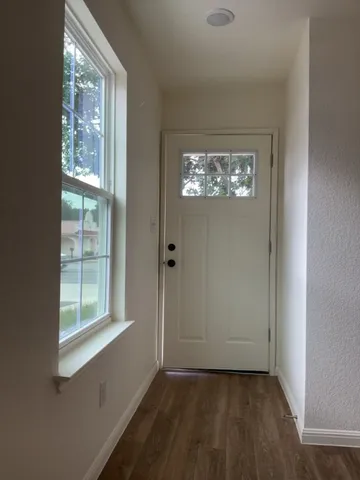 $1,100 | 2002 West 2nd Street, Unit 1400, Taylor, TX 76574