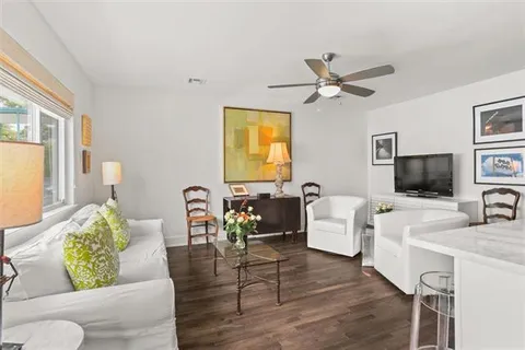 $259,000 | 2833 St Charles Avenue, Unit 26, New Orleans, LA 70115