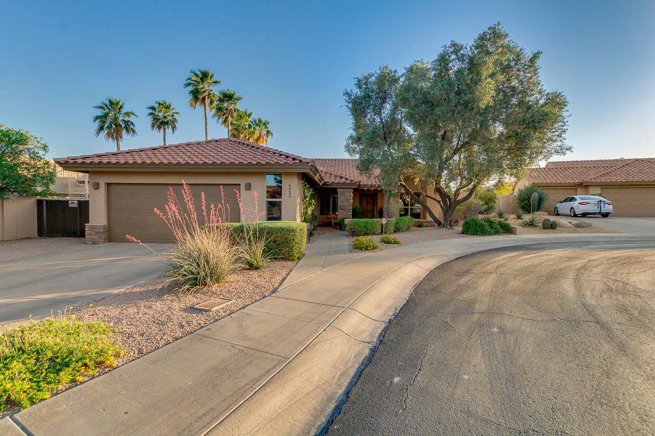 4333 East Boulder Ridge Phoenix, AZ 85044 - Photo 8 of 94 08-Boulder