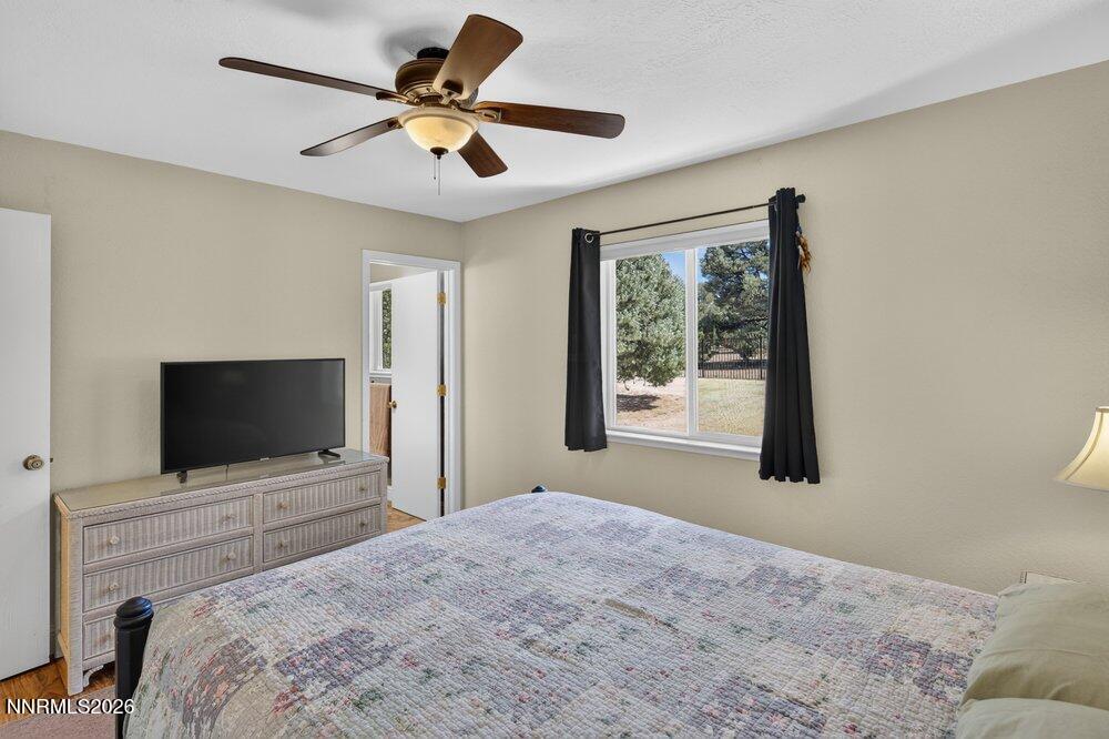 2291 Empire Road Reno, NV 89521 - Photo 19 of 40 masterbed2