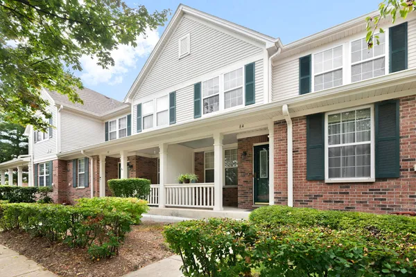 $325,000 | 84 North Mill Road, Unit 84, Addison, IL 60101
