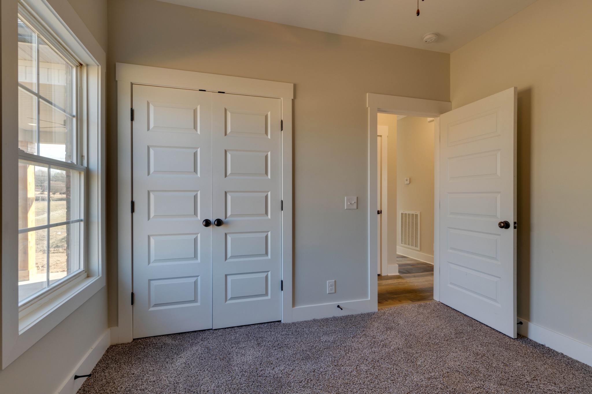 155 Julia Ann Court Springfield, TN 37172 - Photo 15 of 17 an empty room with windows and closet