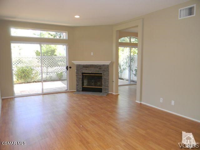 11525 Treeview Court Moorpark, CA 93021 - Photo 7 of 13