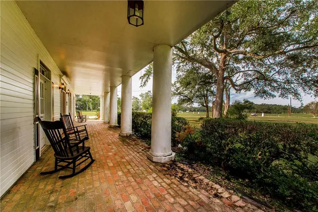 $662,000 | 60222 North Bell Road, Amite, LA 70422