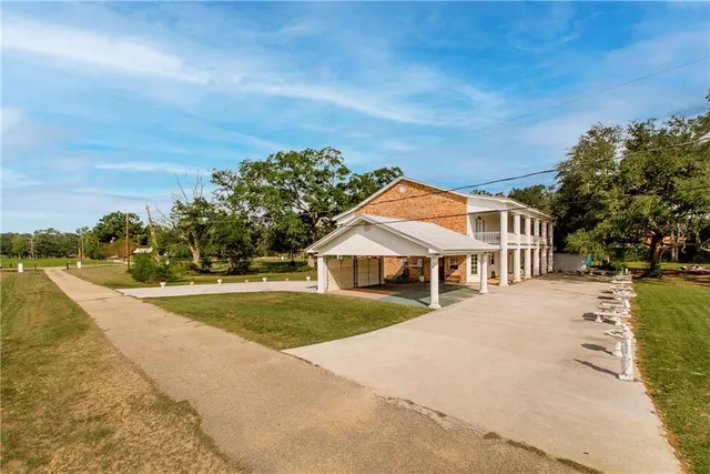 $662,000 | 60222 North Bell Road, Amite, LA 70422